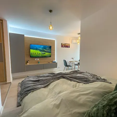 Luxury Studio Apartment Relax In Style Bucharest Exterior photo